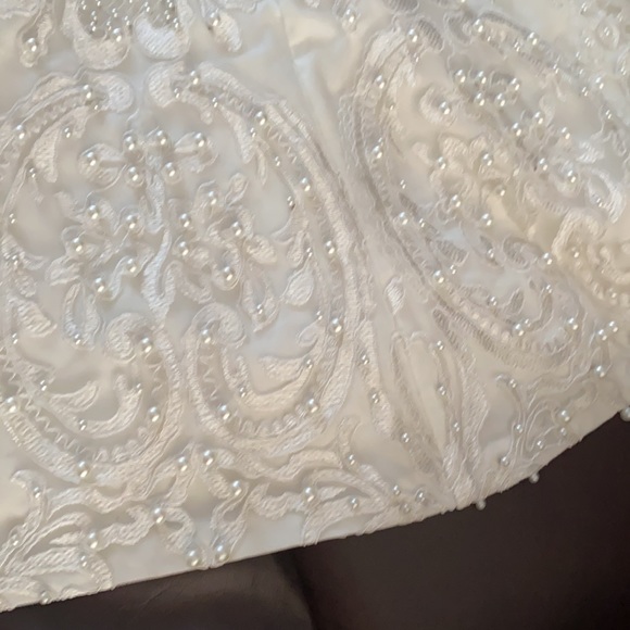 Off white Beaded Lace Wedding Dress - Picture 6 of 11